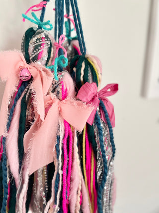 Glitter Tassel - Jewel