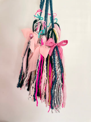Glitter Tassel - Jewel